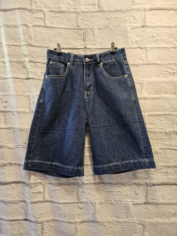Jeansbermuda " Dunkle Waschung"