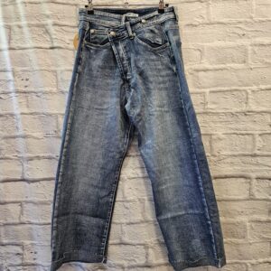 Jeans „Schräg geknöpft“