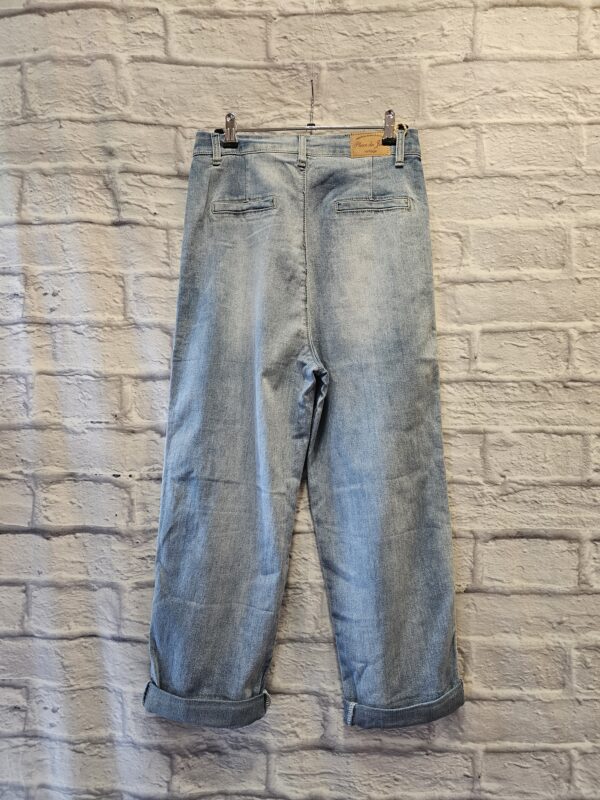 Helle Jeans " Mit weitem Oberschenkel" – Bild 3