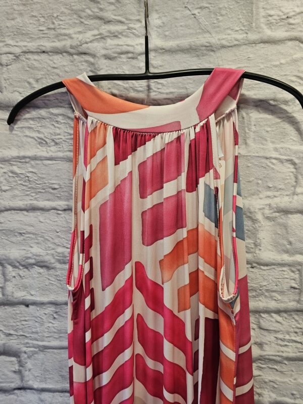 Langes Neckholderkleid "Pink gemustert" – Bild 2