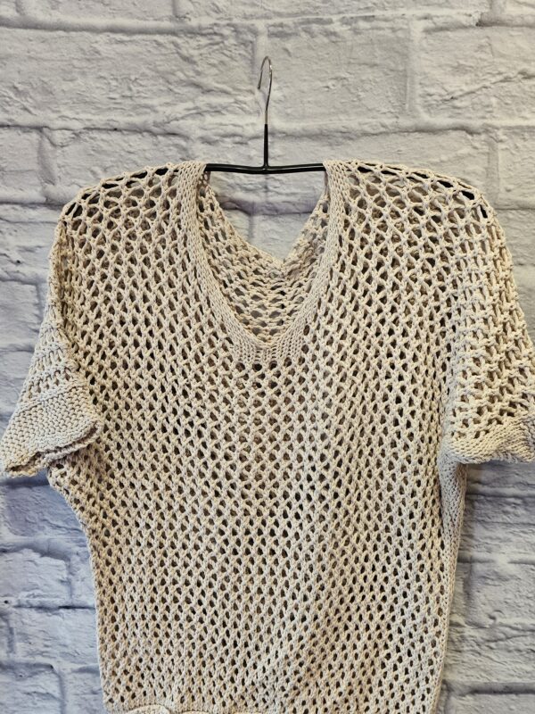 Lochpulli "Beige" – Bild 2