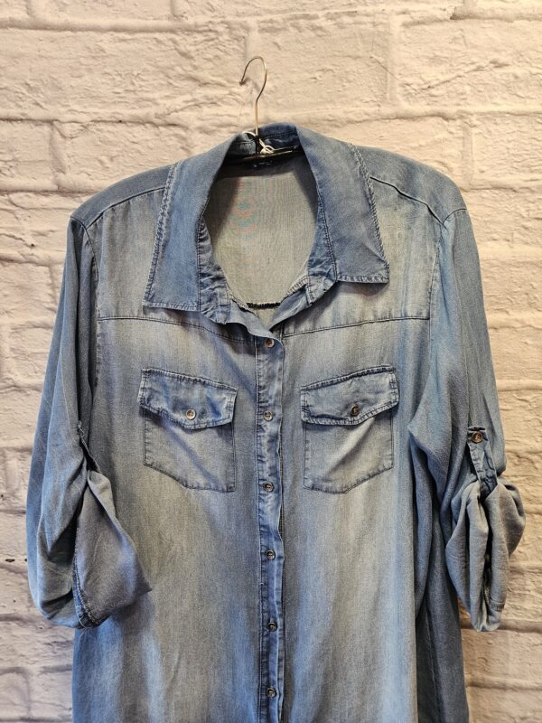 Leichtes Jeanskleid "Blau" – Bild 2