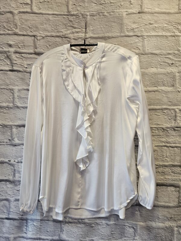 Satinbluse in Weiss "Mit Volants"