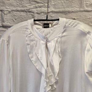 Satinbluse in Weiss „Mit Volants“