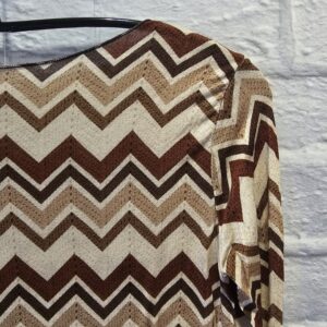 Shirt mit ZickZack Muster „Hellbeige/Bordeaux/Braun“