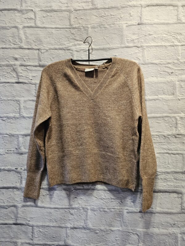 Pulli KAFFE mit V-Ausschnitt "Cognac"