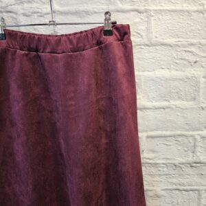 Langer Rock aus Velour „Bordeaux“