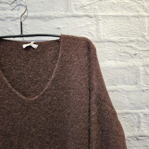 Pulli in Braun „Puschelabschluss an Armen und Saum“