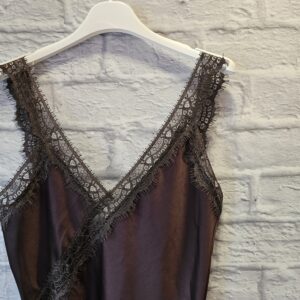 Längers Top Mit Spitze „Braun mit brauner Spitze“